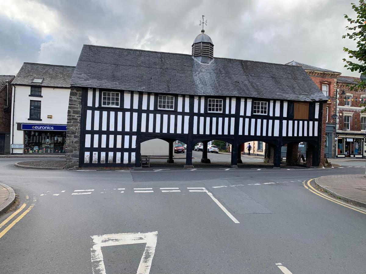 Llanidloes Townhouse-Pet-Friendly-Sleeps 6-Mid Wales Lägenhet Exteriör bild