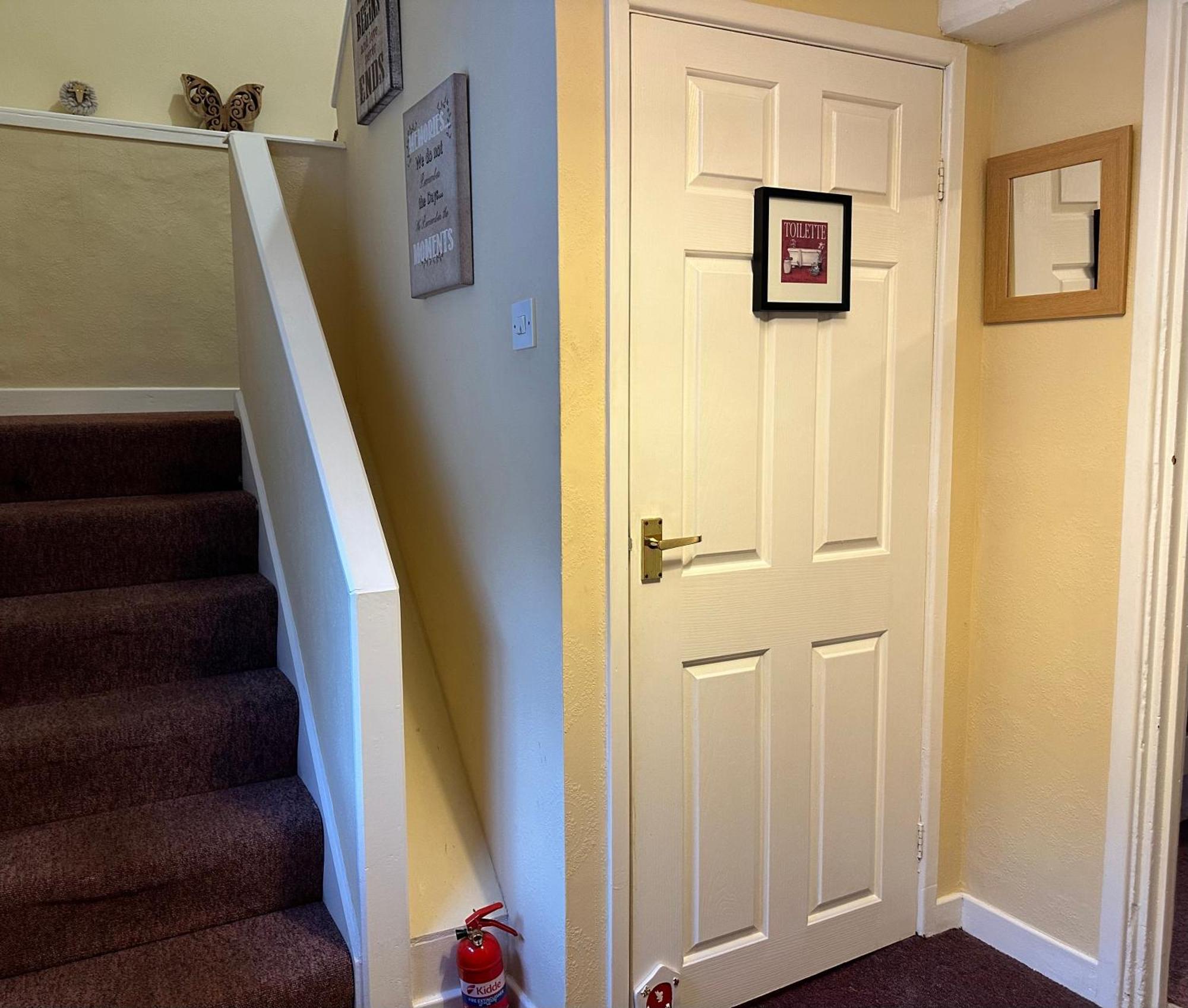 Llanidloes Townhouse-Pet-Friendly-Sleeps 6-Mid Wales Lägenhet Exteriör bild
