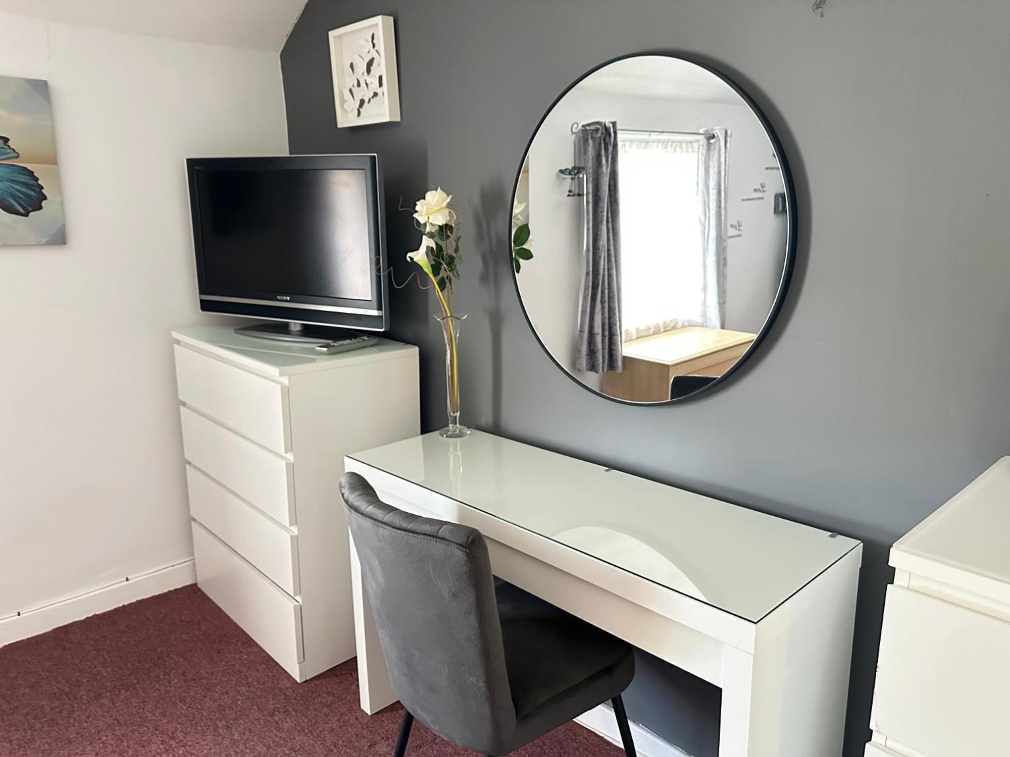 Llanidloes Townhouse-Pet-Friendly-Sleeps 6-Mid Wales Lägenhet Exteriör bild